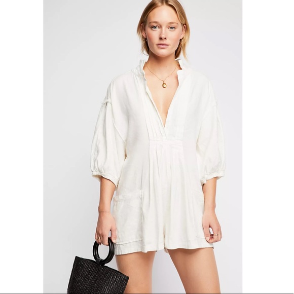 Free People Pants - SOLD ON INSTA EUC | Free People Tomboy romper in white